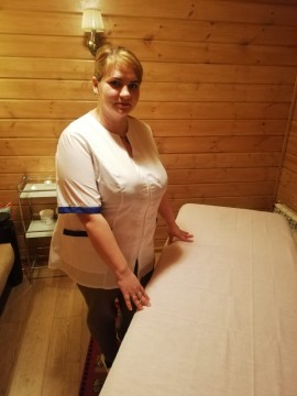 массажистка Елена