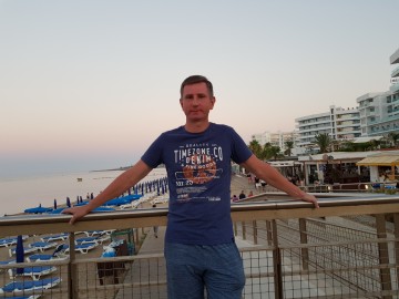 массажист Павел