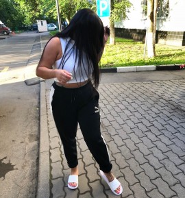 массажистка Кристина