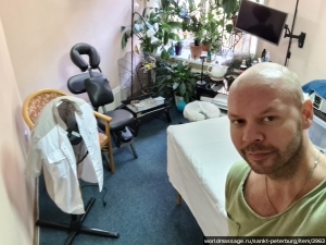 массажист Денис 