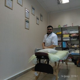 массажист Виталий